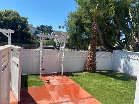 Foto principal - 10847 Hesby St