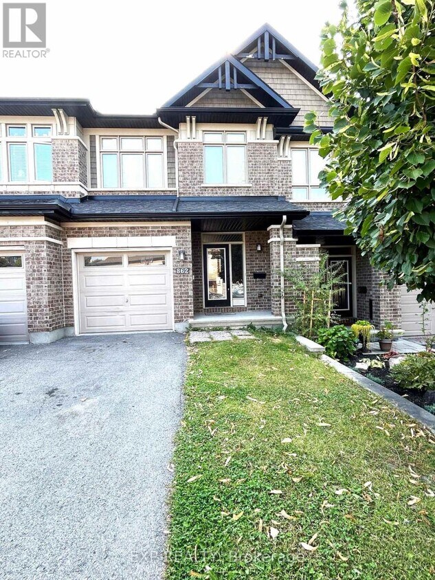 Photo principale - 862 Fletcher Cir