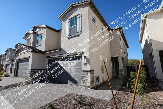 Building Photo - 17052 N 50th St