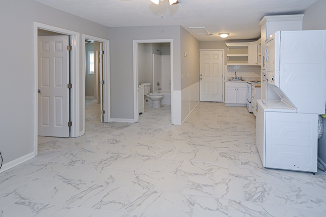 Building Photo - 2515 Grimwood Rd
