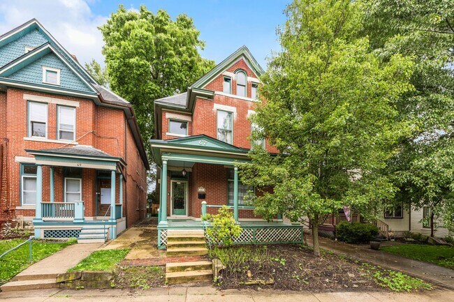 Building Photo - Historic Victorian Charm Meets Modern Living in the Heart of Italian Village / Short North!
