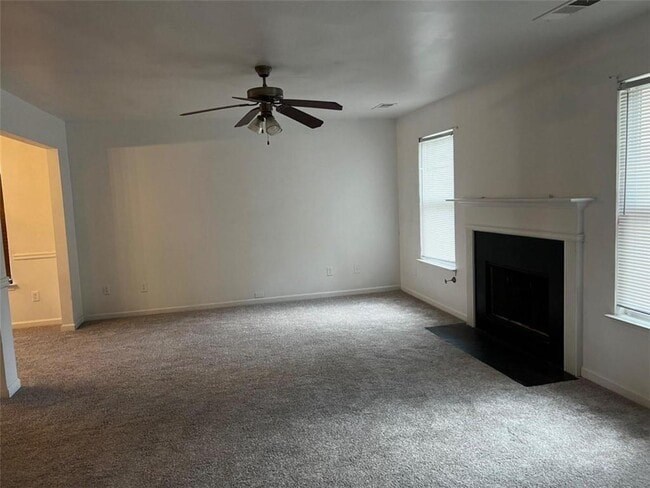 Foto del edificio - 7288 Mountain Laurel Way