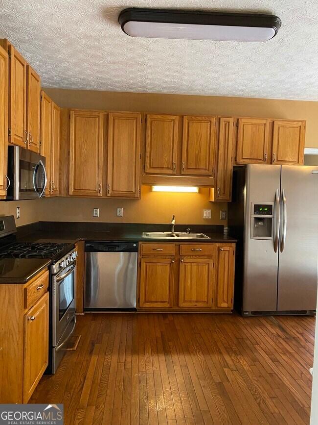Foto del edificio - 505 Cascade Rise Ct SW