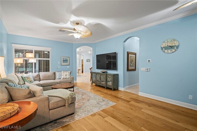 Foto del edificio - 12735 Kentwood Ave