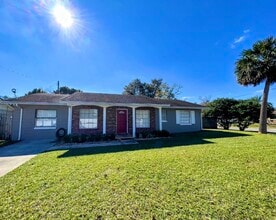 Building Photo - 4865 Darwood Dr