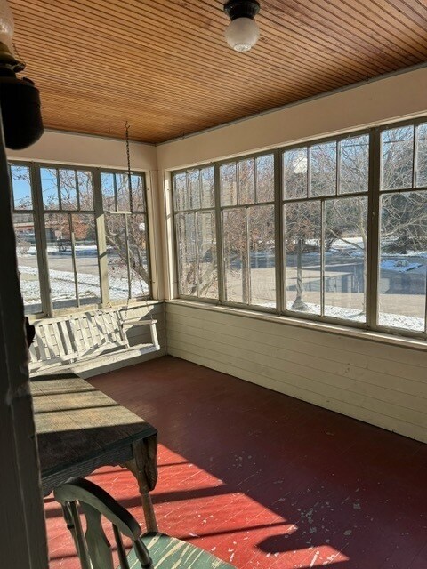 Foto del edificio - 204 La Fox River Dr