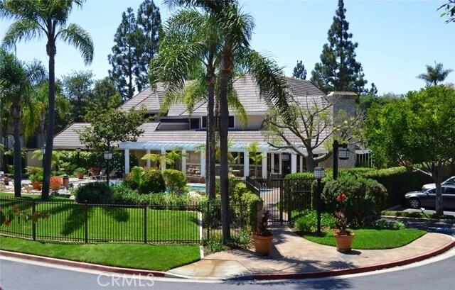 Primary Photo - 2571 Plaza del Amo