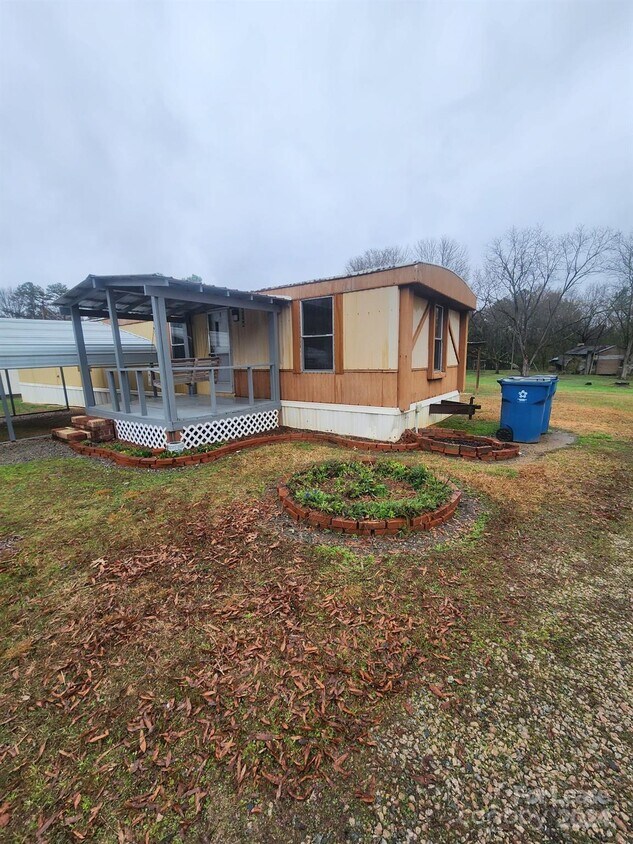 Primary Photo - 4244 Sunrise Dr