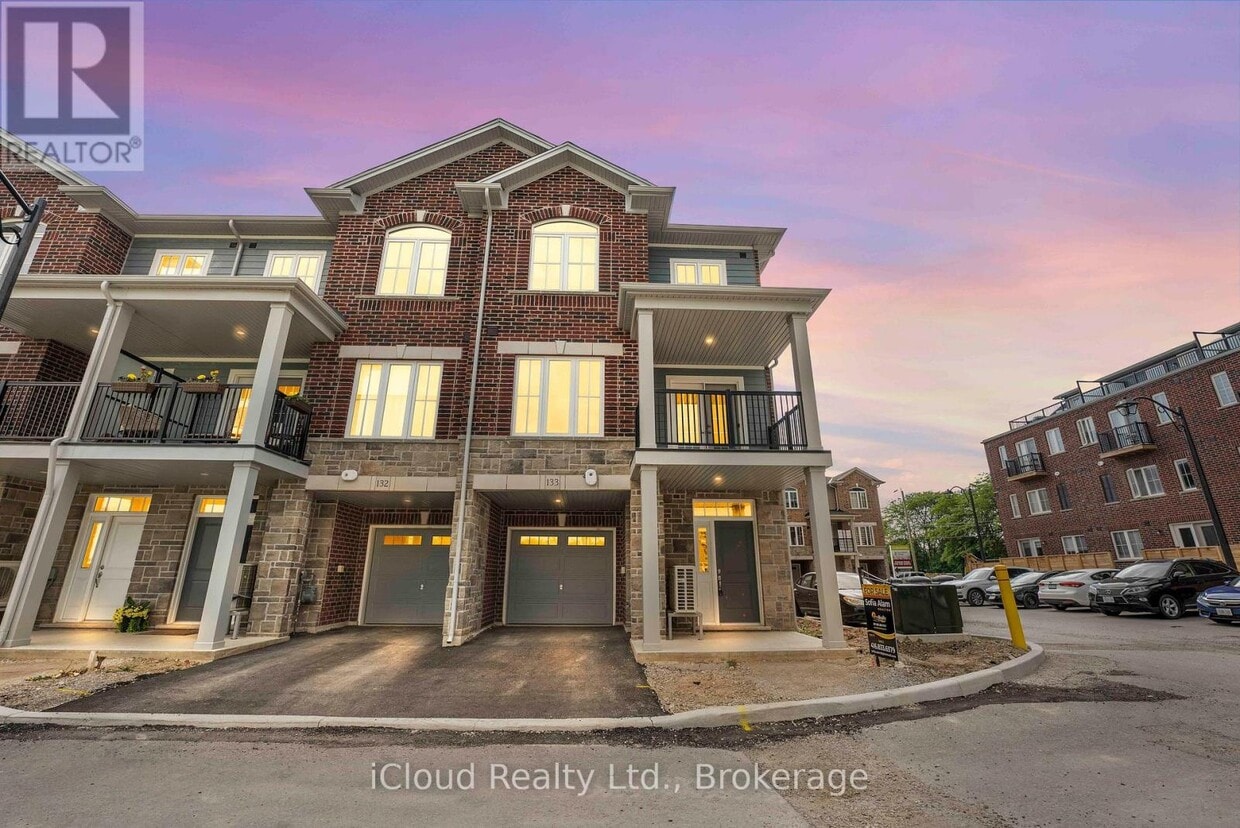 Photo principale - 677 Park Rd N