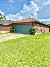 Building Photo - 17013 Carbridge Dr