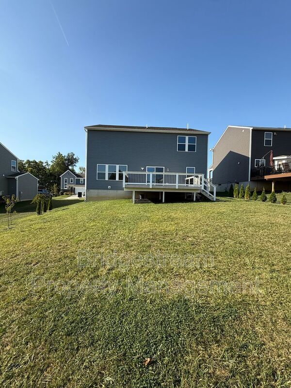 Building Photo - 1161 Elloway Pl