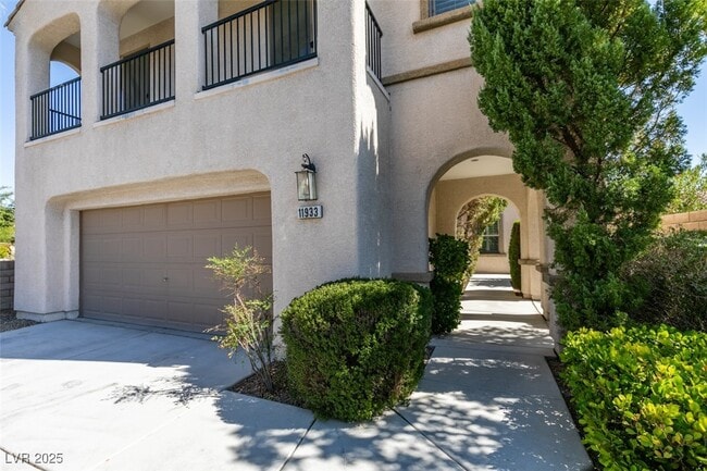 Foto del edificio - 11933 Orense Dr