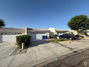 Building Photo - 10723 E 34th St