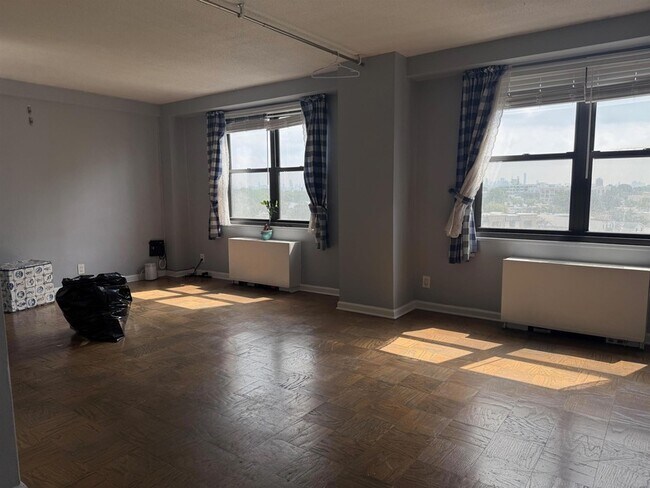 Foto del edificio - 201 St Pauls Ave