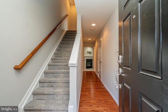 Building Photo - 2937 Truffle Oak Place