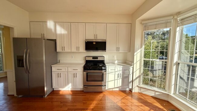 Building Photo - 47612 Watkins Island Square