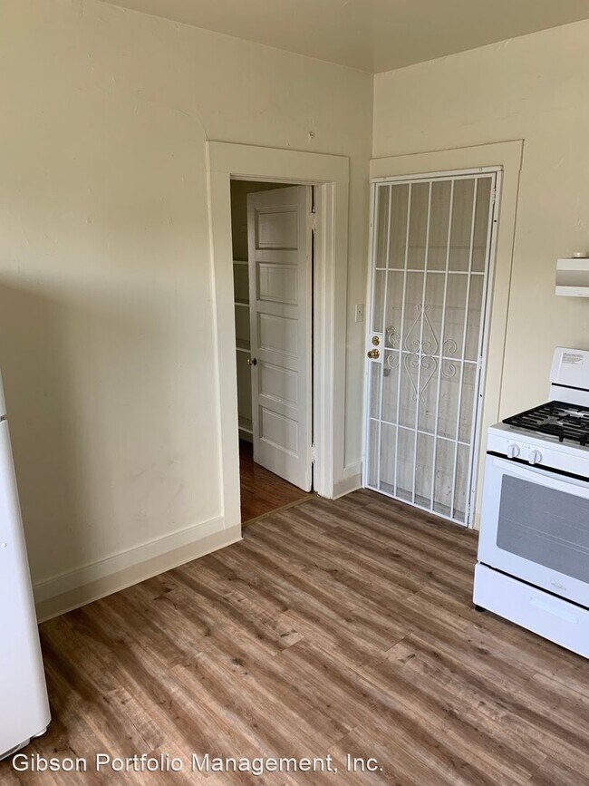 Building Photo - 1 br, 1 bath House - 309 N 5th St Unit 3