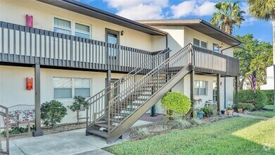 Building Photo - 900 Ave Z SE