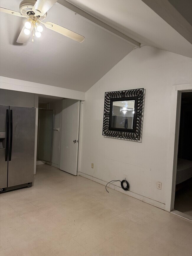 Foto del edificio - 205 Strawberry Ln