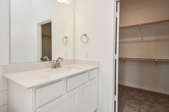 Building Photo - 7711 Pale Petunia Trl