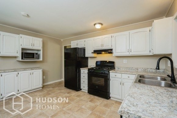 Building Photo - AVAILABLE NOW! - 119 Kirkham Ave, Corydon,...