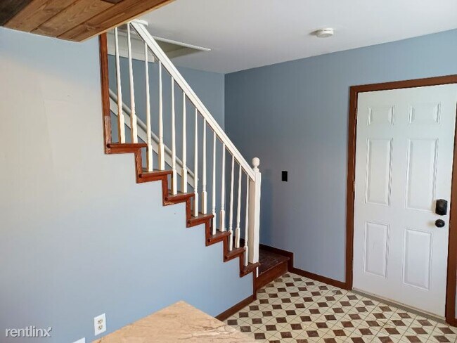 Foto del edificio - 4 br, 1.5 bath House - 4619 Camden Ave N