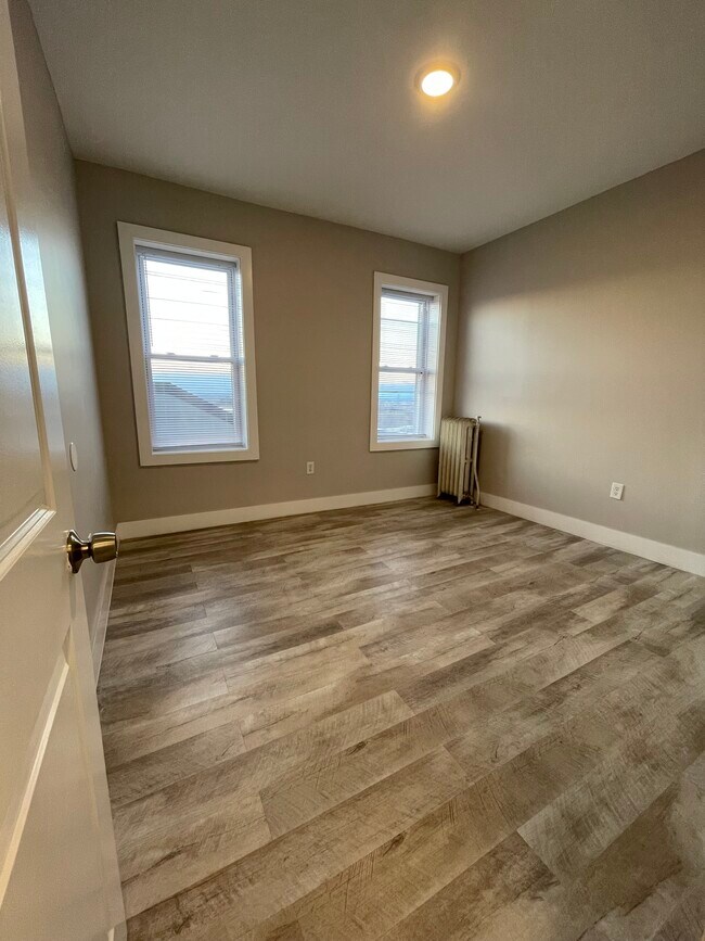 Unit 14 - 3149 John F Kennedy Blvd
