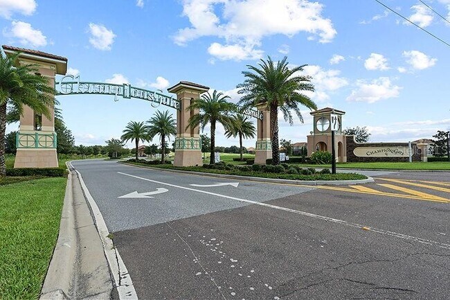 Building Photo - 563 Ocean Course Ave