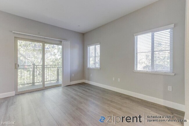 Foto del edificio - 4 br, 3 bath Townhome - 1258 Detroit Ave, ...
