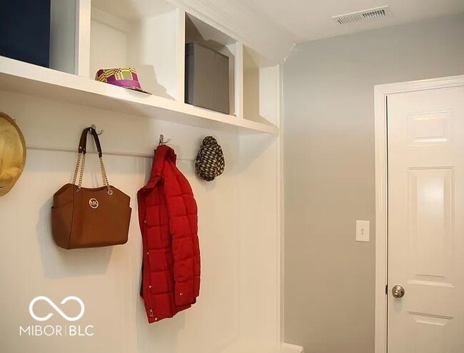 Building Photo - 1125 Barberry Dr