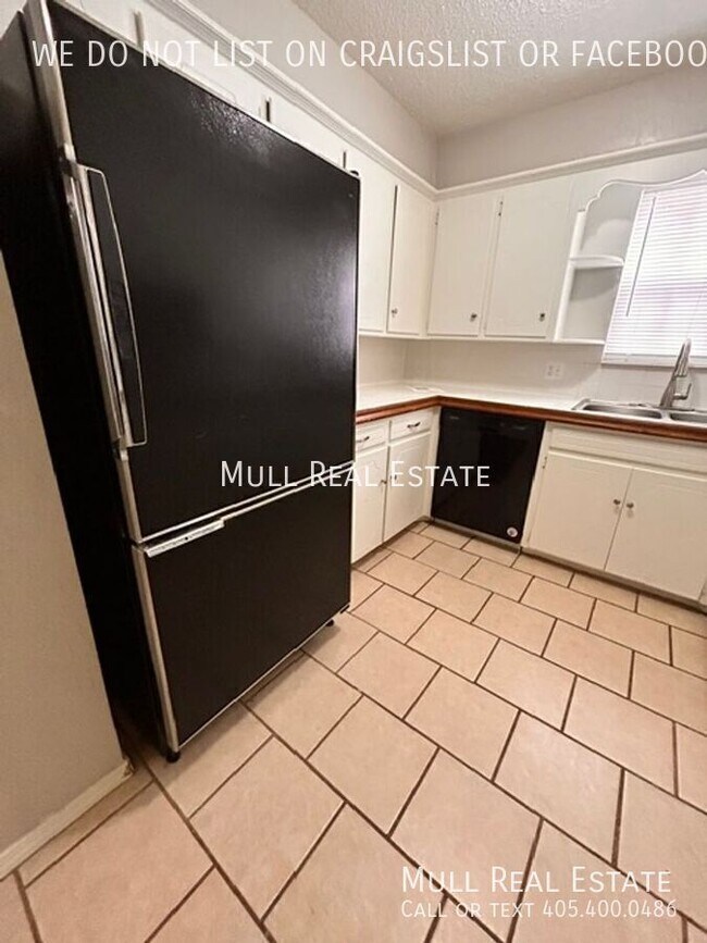 Foto del edificio - 445 NW 86th St
