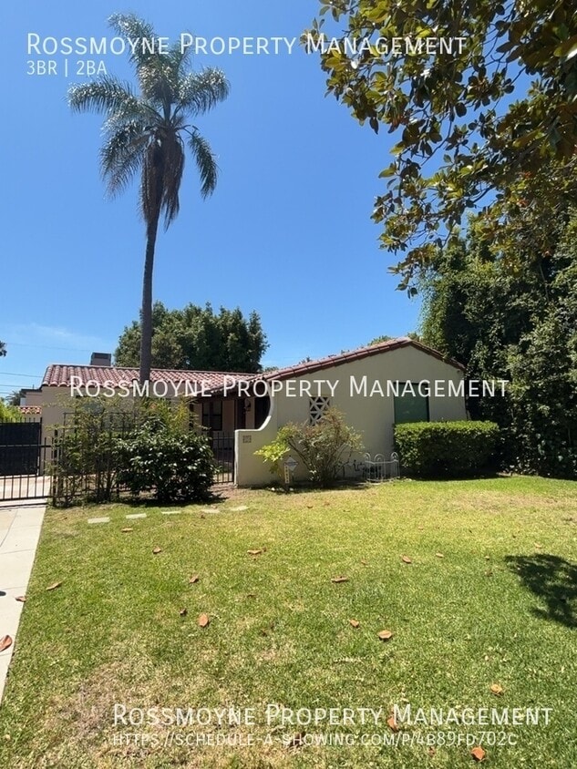 Primary Photo - 10856 Wellworth Ave
