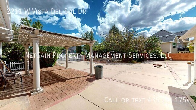 Foto del edificio - 2211 W Vista Del Sol Dr