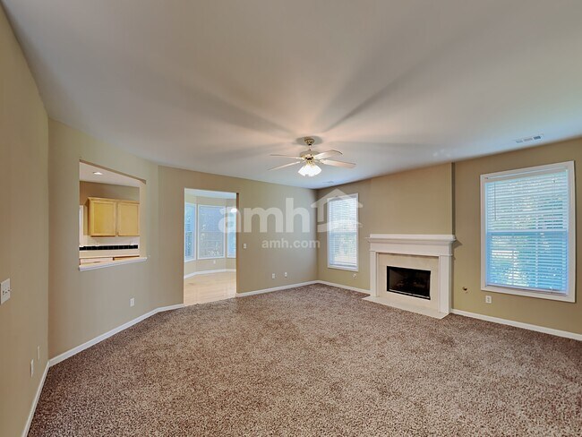 Building Photo - 291 Ivy Manor Dr NW