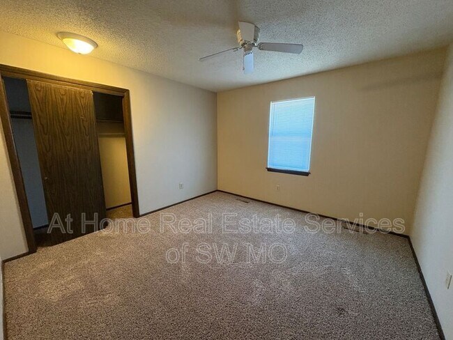 Building Photo - 1822 Tower Cir