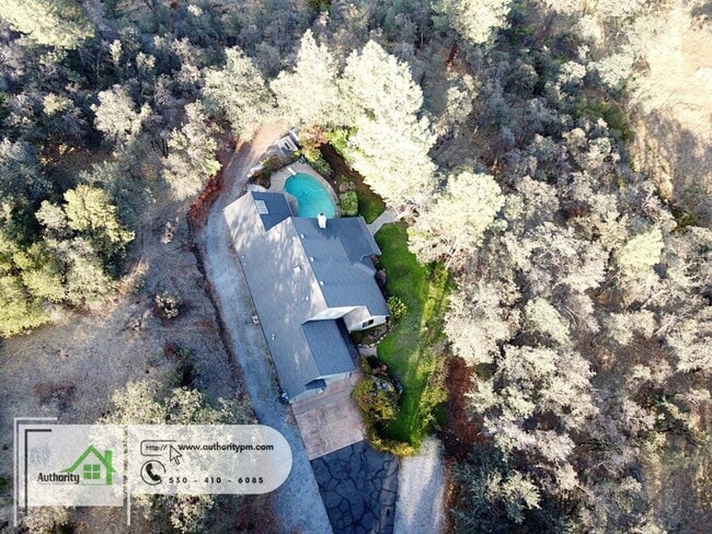 Foto del edificio - 15714 Middletown Park Dr