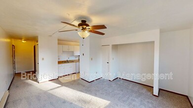 Building Photo - 7125 N Springboro Pike