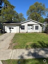 Building Photo - 2527 Princeton Ave
