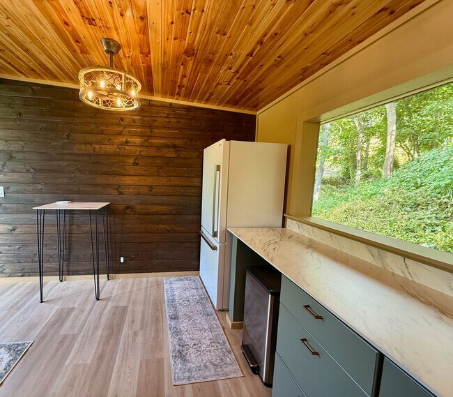 Foto del edificio - 1 Bedroom Cozy Cabin