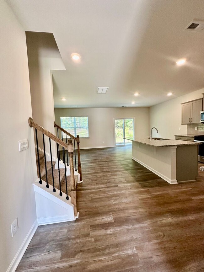 Building Photo - Spacious 5-bedroom home in Monroe, NC!