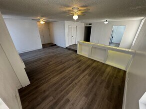 Building Photo - 3336 Sylvia St