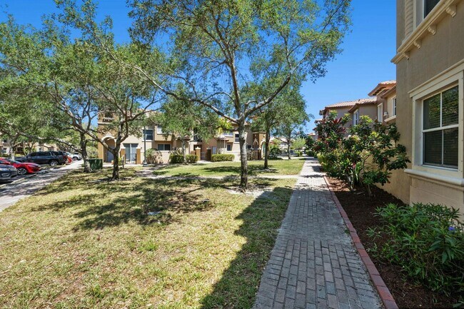 Foto del edificio - 2905 Hidden Hills Rd