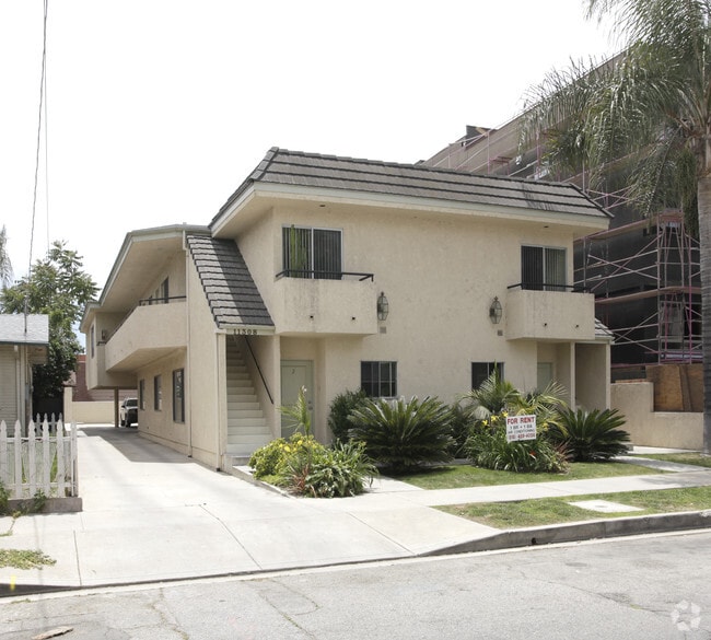 Building Photo - 11308 Huston St