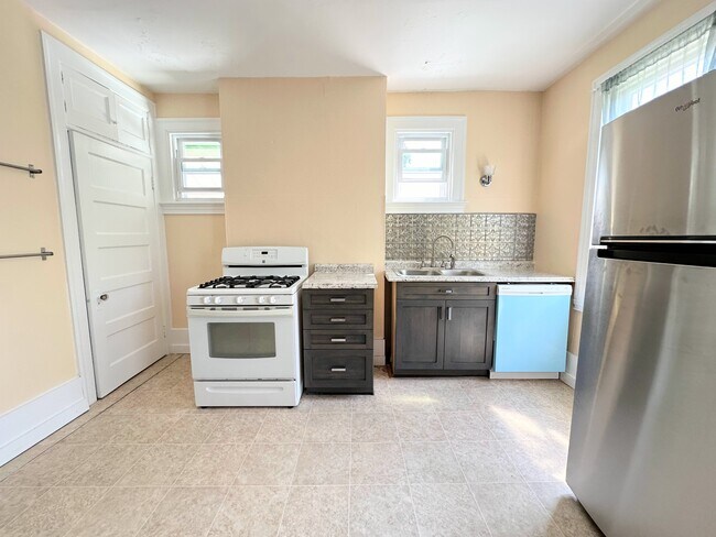 Foto del edificio - 833 S Trenton Ave