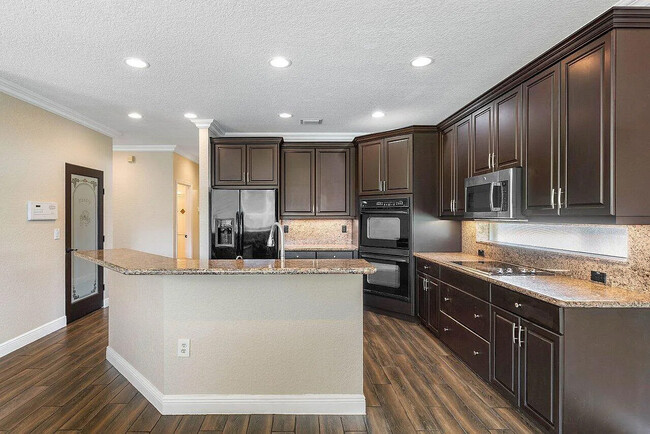 Building Photo - 15831 Menton Bay Ct