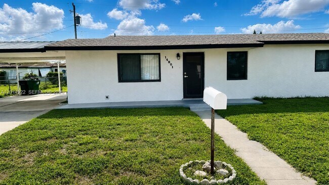 Foto del edificio - 14801 SW 103rd Pl
