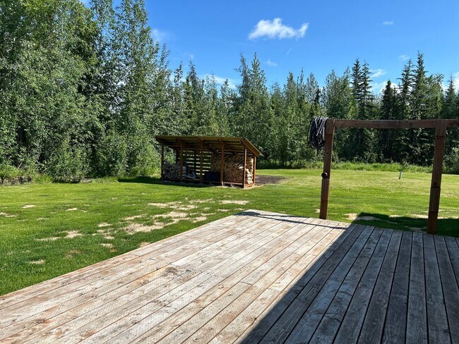 Foto del edificio - Century 21 Gold Rush - 3 bed, 2 bath (North Pole)