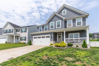 Building Photo - 926 Green Vly