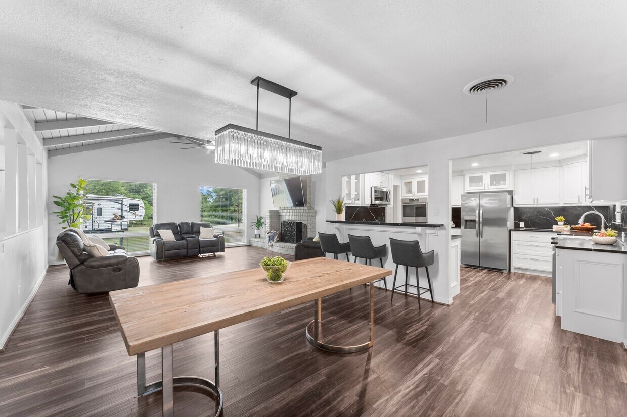 Foto principal - 910 Imperial Ln