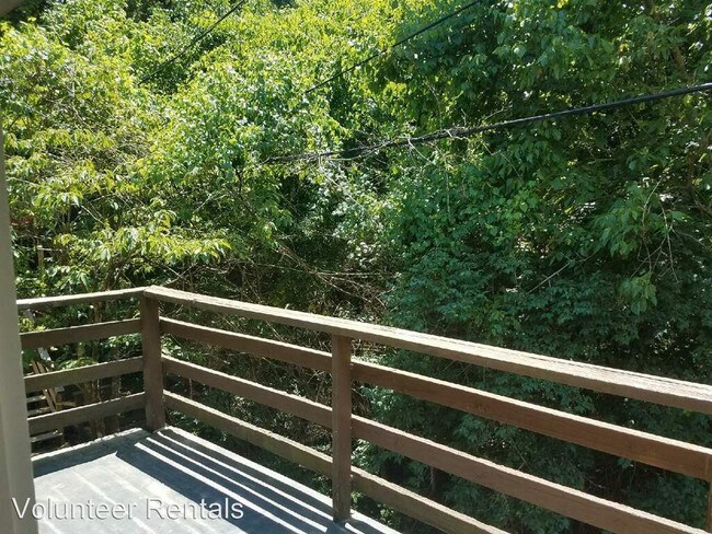 Foto del edificio - 755 E Red Bud Rd